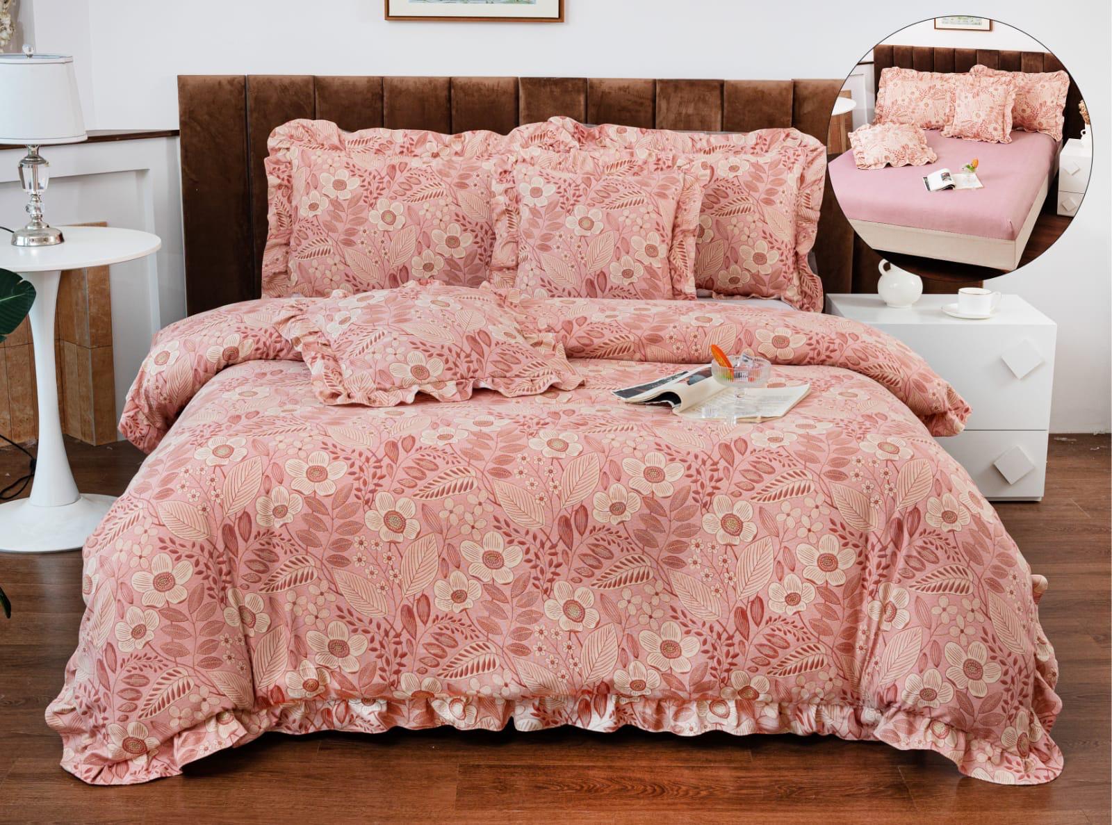 Set Lenjerie de Pat 6 Piese cu Volănaș, Finet Gros, Model Floral Roz Pudrat